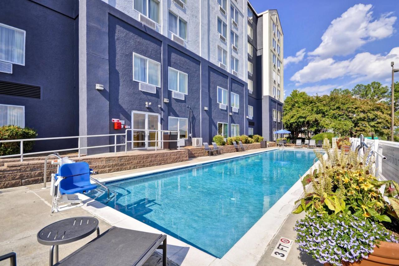 Fairfield Inn & Suites By Marriott Atlanta Vinings/Galleria Смирна Экстерьер фото