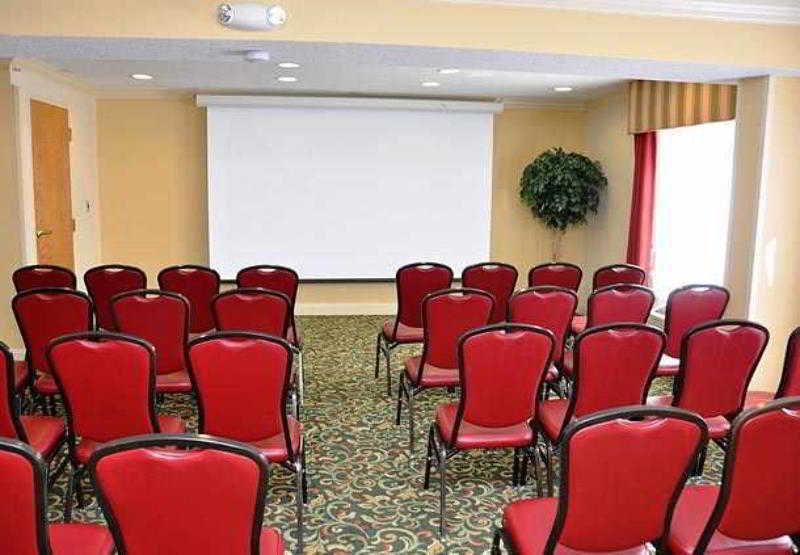 Fairfield Inn & Suites By Marriott Atlanta Vinings/Galleria Смирна Экстерьер фото